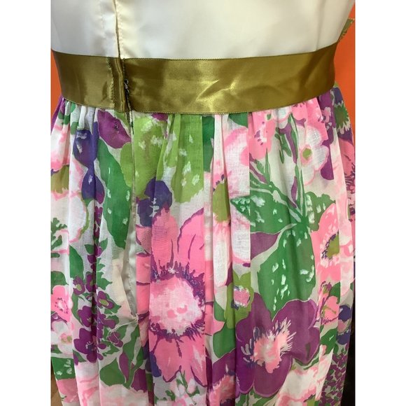 1970s Bridgerton Inspired Ivory and Floral Sleeveless Dress - Picture 5 of 16